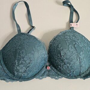 Victoria's Secret Dream Angels Lace Push-Up Bra 36C NWT